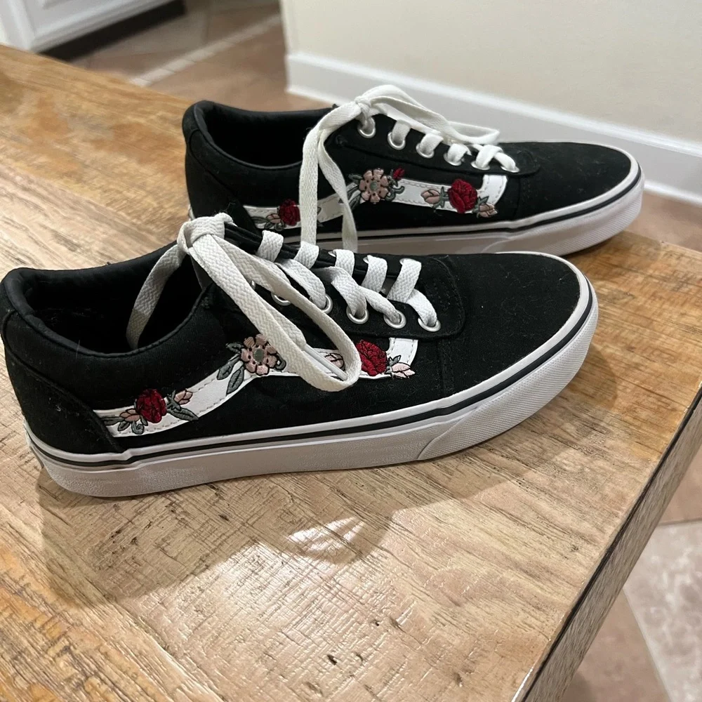 Flower Vans - Picture 3 of 5